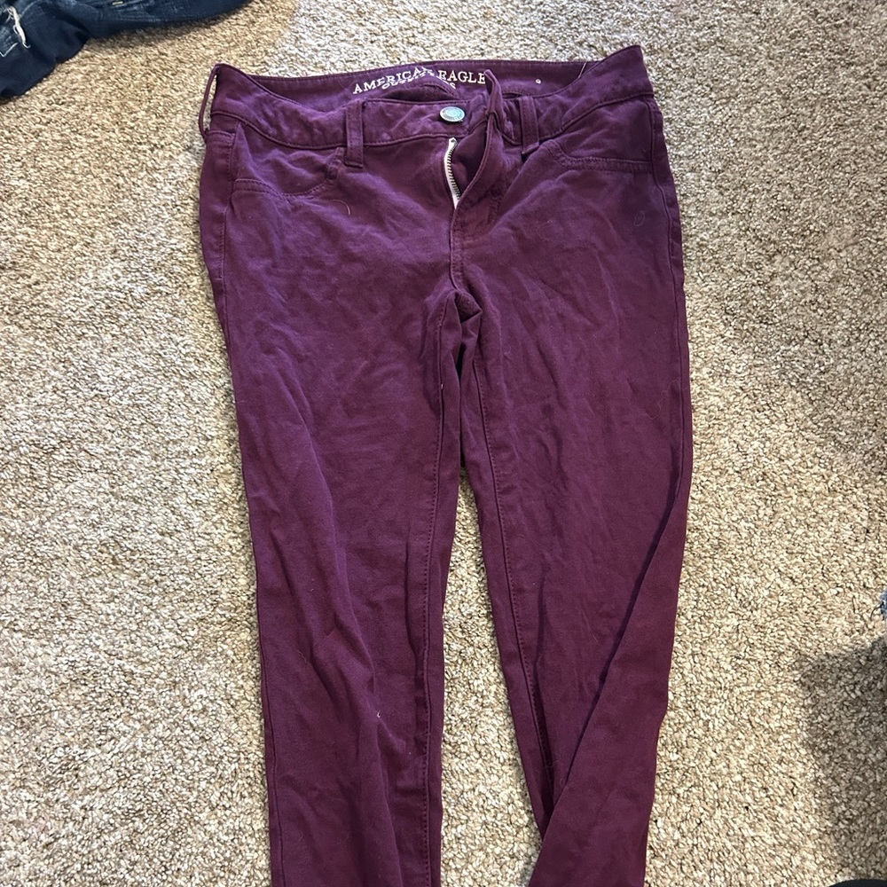 4 pairs of American eagle jeans!